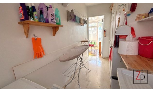 Reventa - Bungalow -
Orihuela Costa - Playa Flamenca