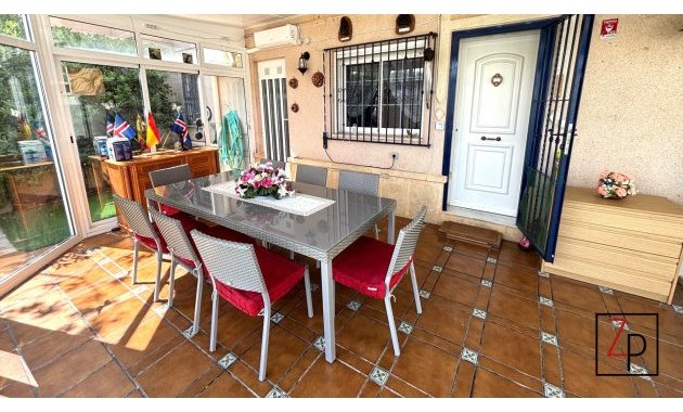 Resale - Bungalow -
Orihuela Costa - Playa Flamenca