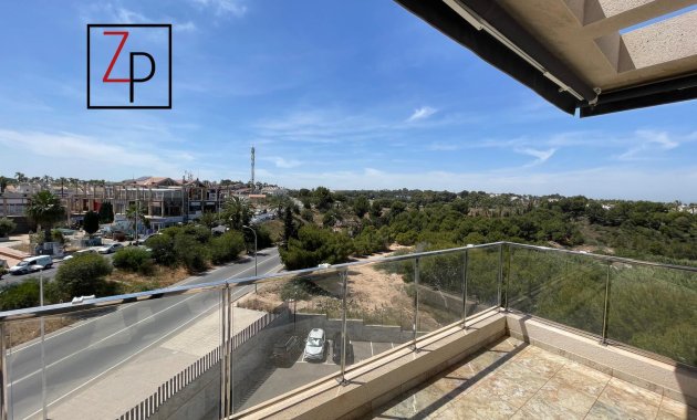 Resale - Penthouse -
Orihuela Costa - Villamartín