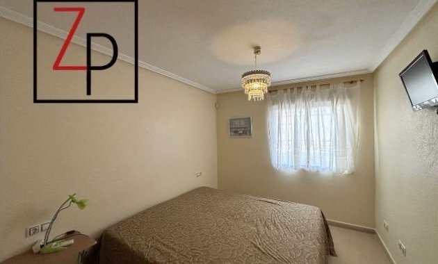 Resale - Apartment / flat -
Orihuela Costa - Villamartín