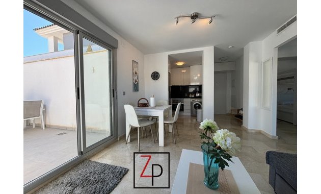 Resale - Apartment / flat -
Orihuela Costa - Villamartín