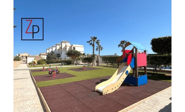 Resale - Apartment / flat -
Orihuela Costa - Punta Prima