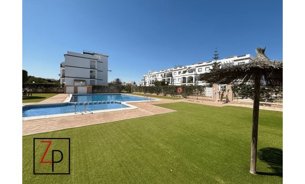 Resale - Apartment / flat -
Orihuela Costa - Punta Prima