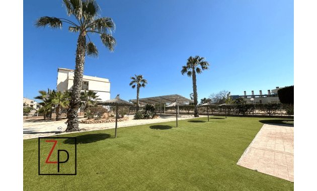 Resale - Apartment / flat -
Orihuela Costa - Punta Prima