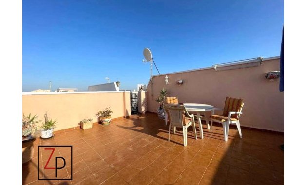 Resale - Apartment / flat -
Torrevieja - La Siesta - El Salado -  Torreta