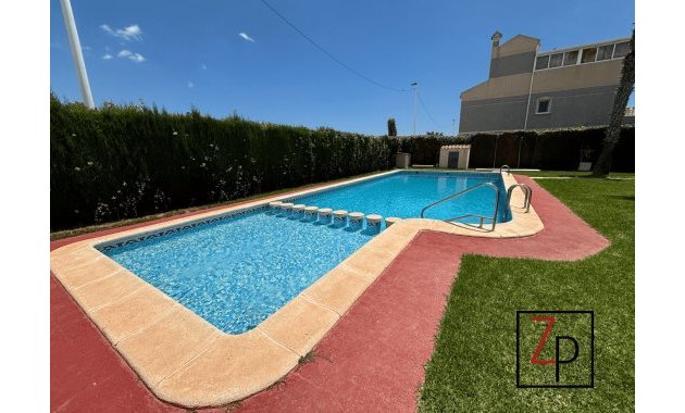 Resale - Townhouse -
Orihuela Costa - La Florida