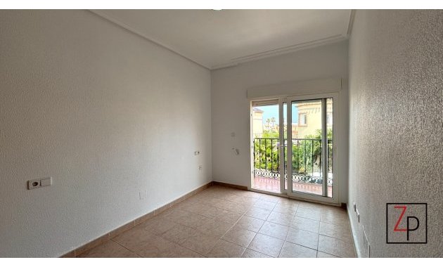 Resale - Duplex -
Orihuela Costa