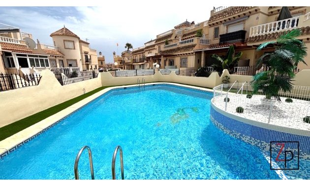Resale - Duplex -
Orihuela Costa