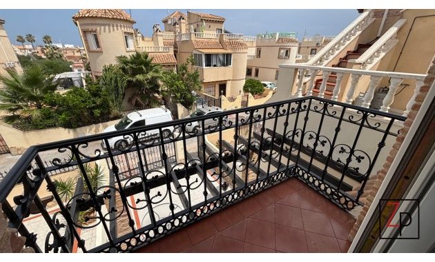 Resale - Duplex -
Orihuela Costa