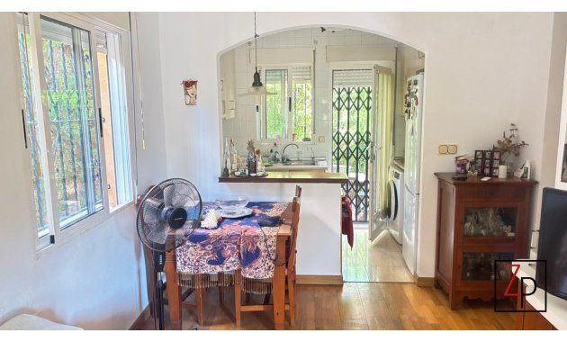 Endursala - Einbýlishús -
Torrevieja - Lago Jardín II