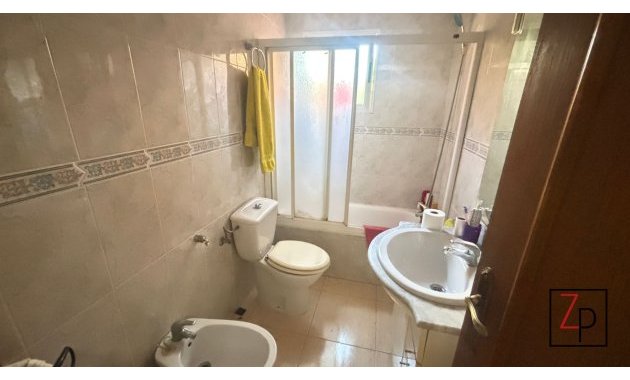 Endursala - Einbýlishús -
Torrevieja - Lago Jardín II