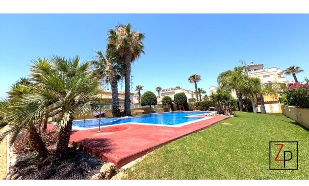 Resale - Townhouse -
Villamartín - PAU 8