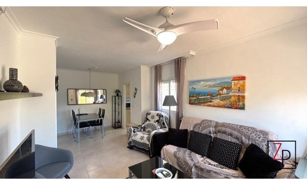 Resale - Townhouse -
Villamartín - PAU 8