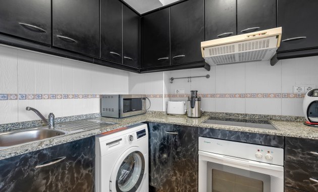 Resale - Apartment  -
Almoradí