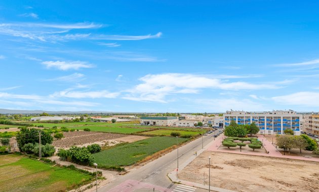 Resale - Apartment  -
Almoradí