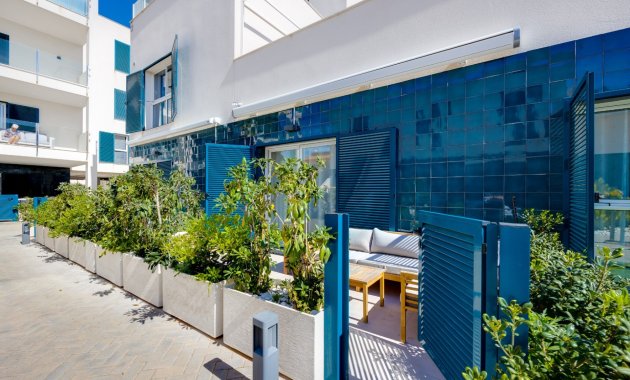 Resale - Apartment  -
Orihuela Costa - Playa Flamenca