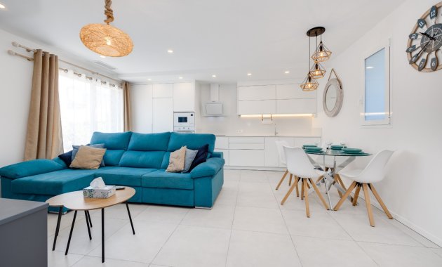 Resale - Apartment  -
Orihuela Costa - Playa Flamenca