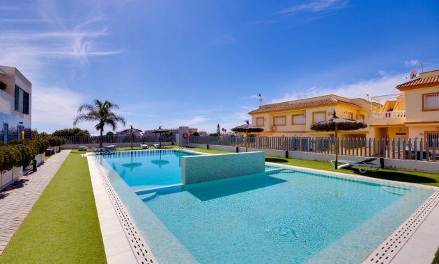 Resale - Apartment  -
Orihuela Costa - Playa Flamenca