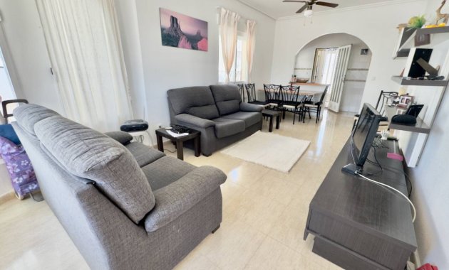 Resale - Villa -
3409 - Lo Crispin