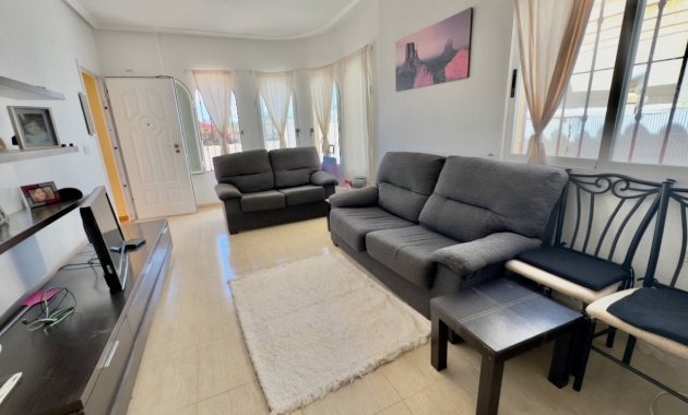 Resale - Villa -
3409 - Lo Crispin