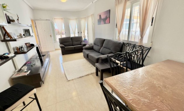 Resale - Villa -
3409 - Lo Crispin