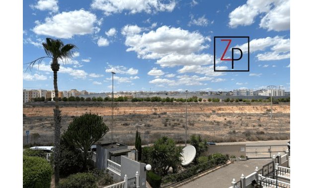 Resale - Townhouse -
Orihuela Costa - La Florida