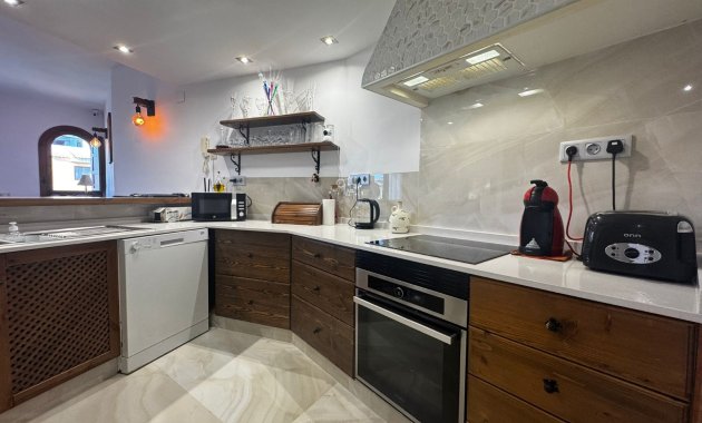 Endursala - Íbúð -
Punta Prima