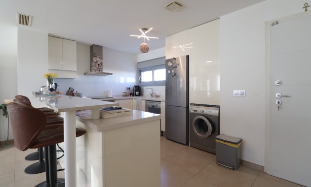 Resale - Apartment  -
Los Montesinos - Entre Naranjos / Vistabella Golf