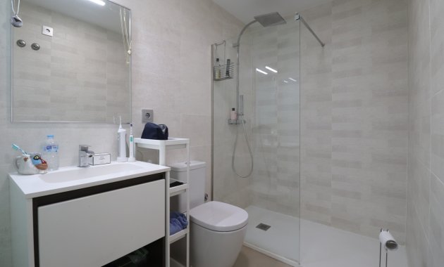 Resale - Apartment  -
Los Montesinos - Entre Naranjos / Vistabella Golf