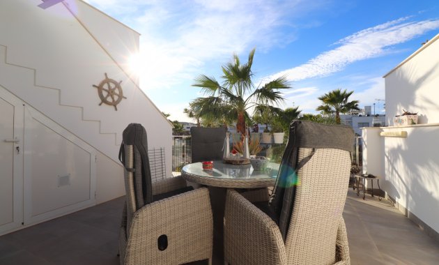 Resale - Apartment  -
Los Montesinos - Entre Naranjos / Vistabella Golf