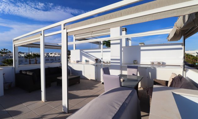 Resale - Apartment  -
Los Montesinos - Entre Naranjos / Vistabella Golf