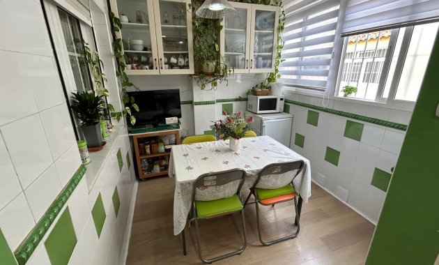 Resale - Villa -
Los Montesinos