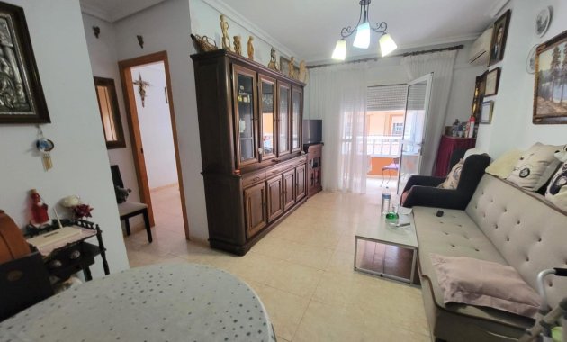 Resale - Apartment  -
Torrevieja - Parque de las Naciones