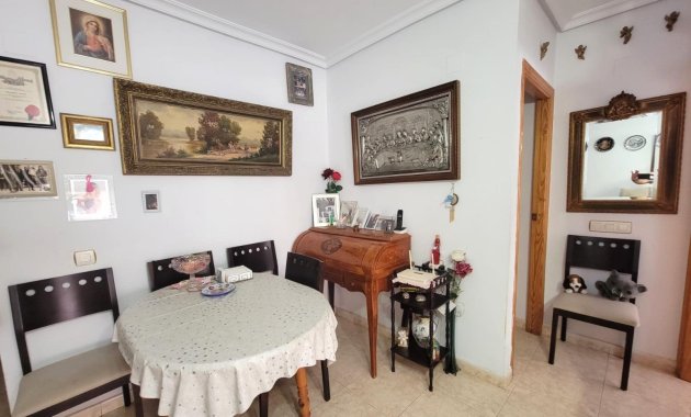 Resale - Apartment  -
Torrevieja - Parque de las Naciones