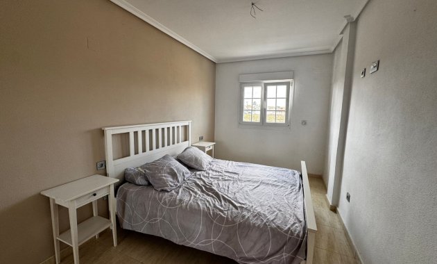 Resale - Apartment  -
Guardamar del Segura - El Raso