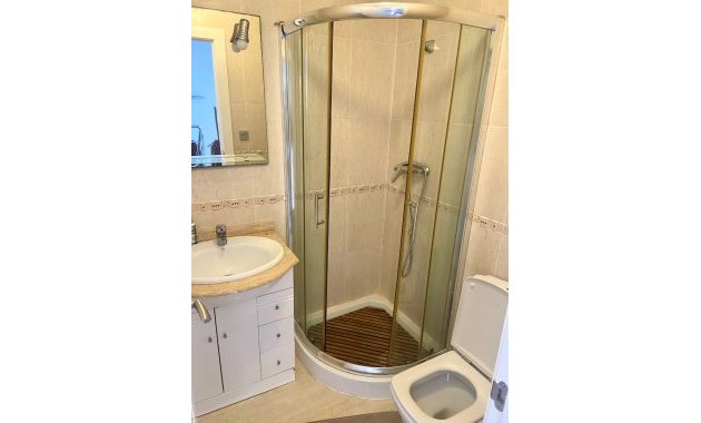 Resale - Apartment  -
Guardamar del Segura - El Raso