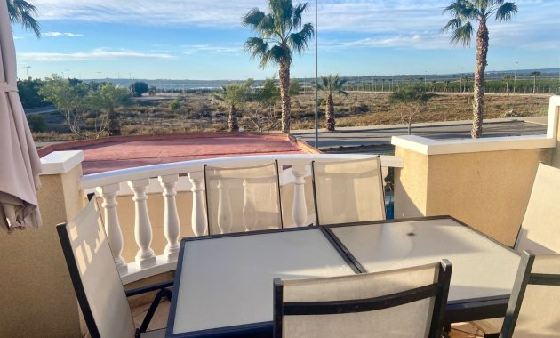 Resale - Apartment  -
Guardamar del Segura - El Raso