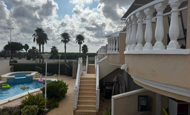 Resale - Apartment  -
Guardamar del Segura - El Raso