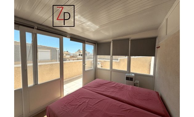 Resale - Townhouse -
Orihuela Costa - La Florida