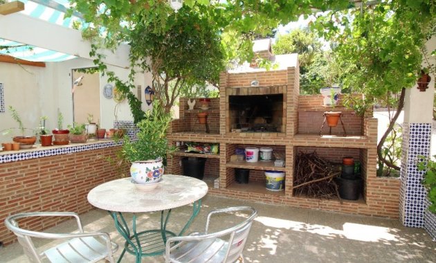 Resale - Villa -
Torrevieja - Los Balcones