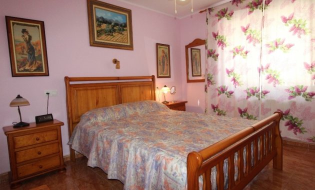 Resale - Villa -
Torrevieja - Los Balcones