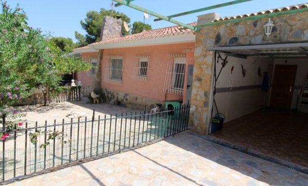 Resale - Villa -
Torrevieja - Los Balcones