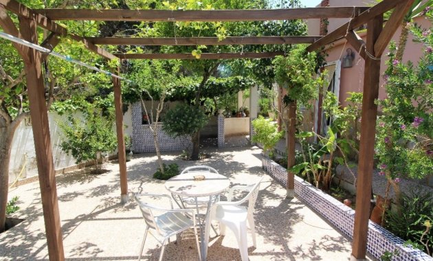 Resale - Villa -
Torrevieja - Los Balcones