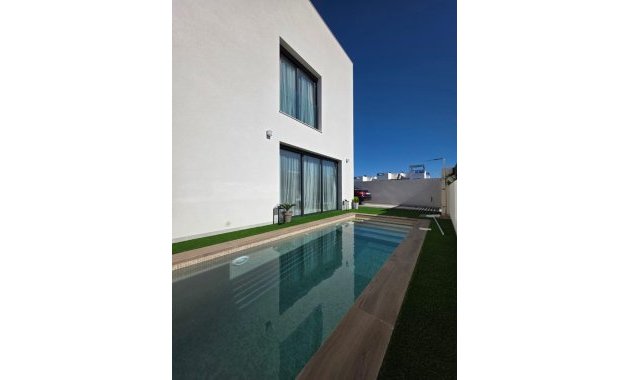 Reventa - Villa -
Benijofar