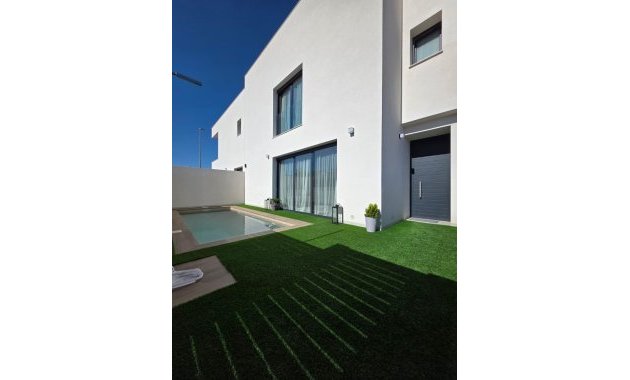 Reventa - Villa -
Benijofar
