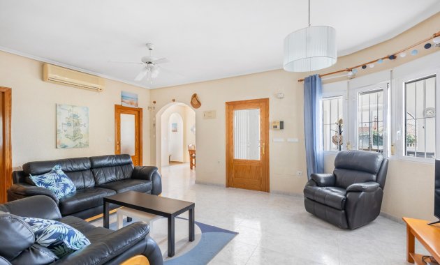 Endursala - Einbýlishús -
San Fulgencio - La Marina