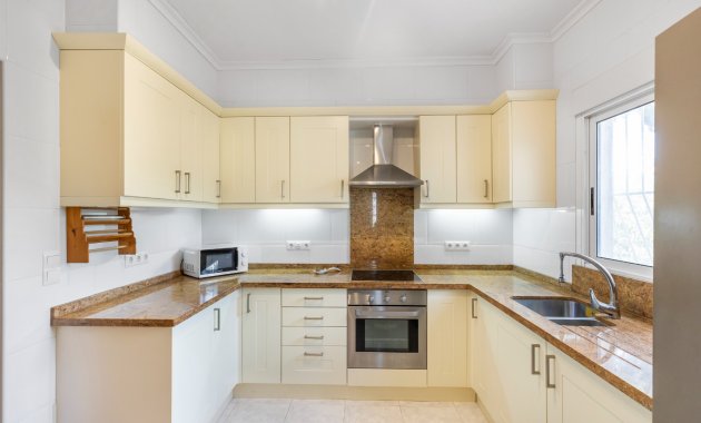 Endursala - Einbýlishús -
San Fulgencio - La Marina