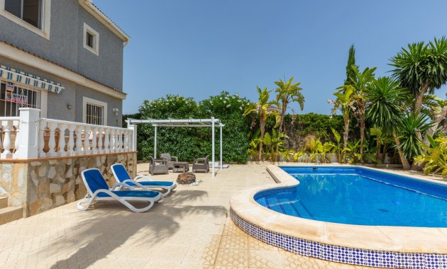 Endursala - Einbýlishús -
San Fulgencio - La Marina