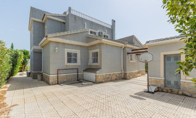 Endursala - Einbýlishús -
San Fulgencio - La Marina