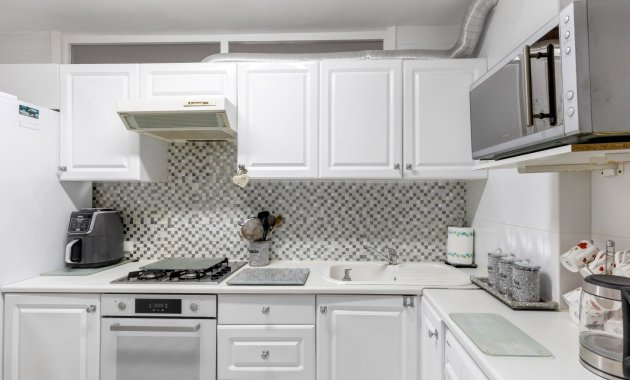 Resale - Apartment  -
Torrevieja - Playa del Cura